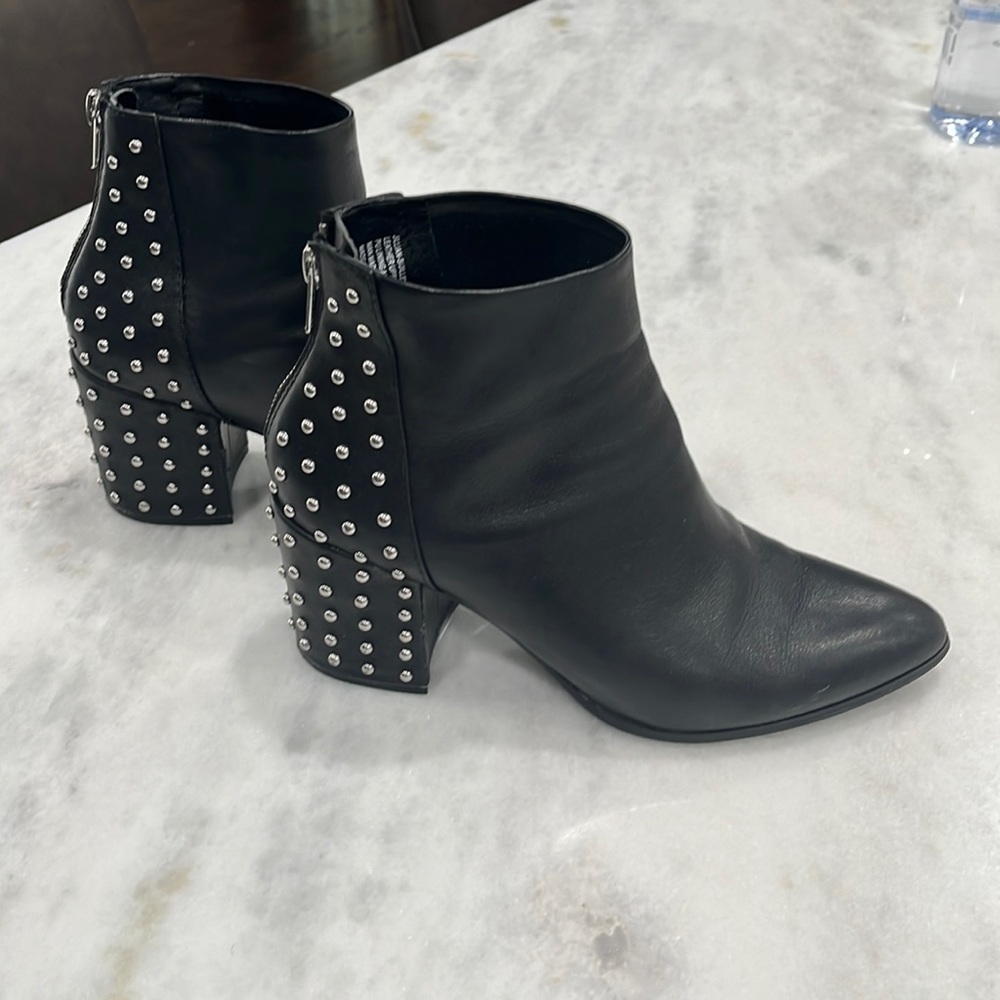 Black DV stud boots